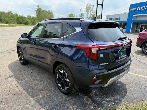 Used 2025 Kia Seltos EX w/ EX Sunroof Package AWD/4WD image 3