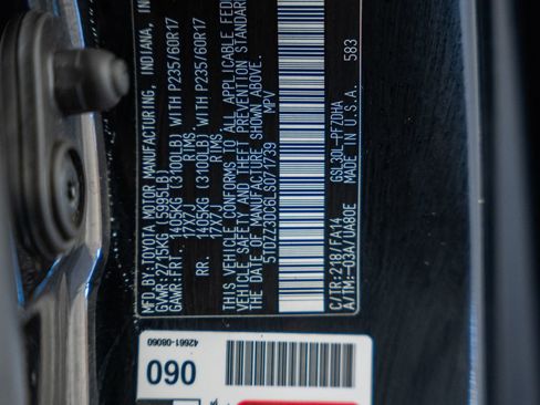 Used 2020 Toyota Sienna L image 35