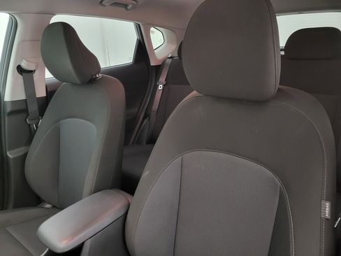 Used 2025 Hyundai Kona SEL image 25