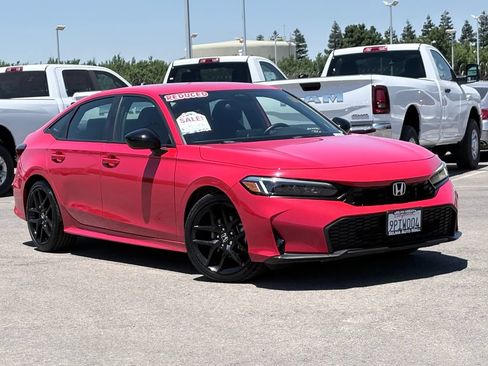 Used 2025 Honda Civic Sport image 2