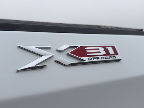 Used 2022 GMC Sierra 1500 Elevation image 14