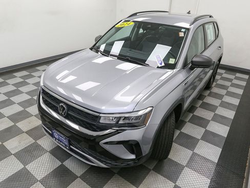 Certified 2024 Volkswagen Taos S FWD image 8