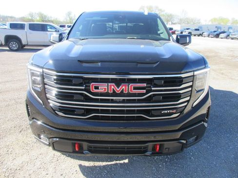 New 2026 GMC Sierra 1500 AT4 w/ AT4 Premium Package image 12