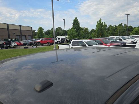 Used 2016 RAM 2500 Tradesman w/ Chrome Appearance Group AWD/4WD image 13
