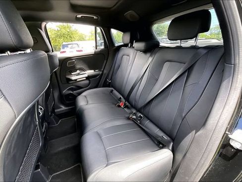 Used 2025 Mercedes-Benz GLA 250 image 22
