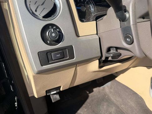 Used 2013 Ford F150 Lariat w/ Luxury Equipment Group image 32