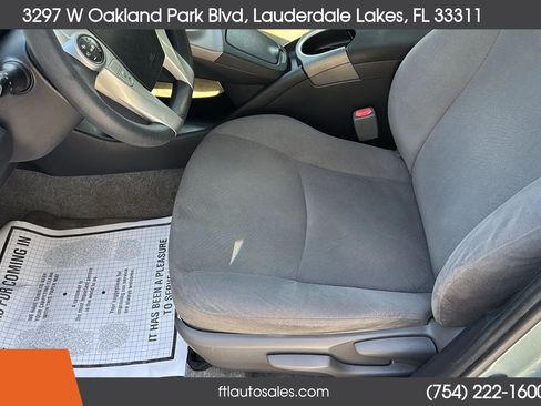 Used 2015 Toyota Prius Two FWD image 22