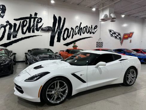 Used 2016 Chevrolet Corvette Stingray Coupe w/ 2LT Preferred Equipment Group image 26