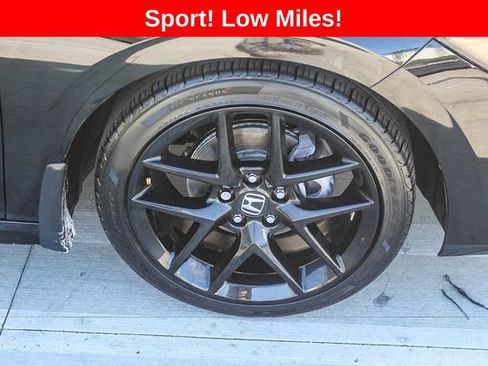Used 2024 Honda Civic Sport image 12