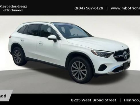 Used 2025 Mercedes-Benz GLC 300 4MATIC image 4