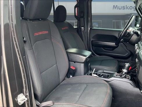 Used 2021 Jeep Gladiator Rubicon w/ Dual Top Group AWD/4WD image 26