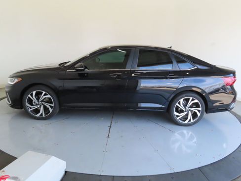 New 2026 Volkswagen Jetta SEL image 8