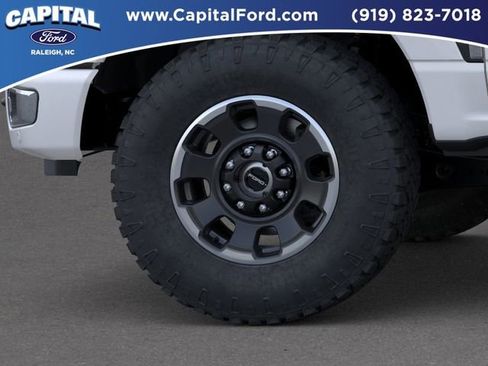 New 2026 Ford F250 Platinum w/ Platinum Plus Package AWD/4WD image 19