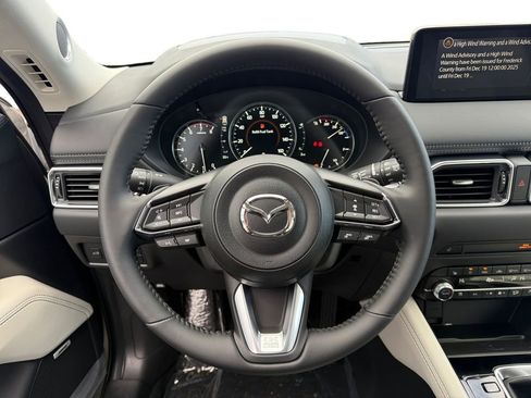 New 2025 MAZDA CX-5 AWD 2.5 S w/ Premium Plus Pkg image 12