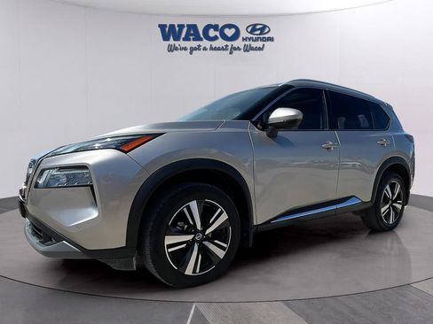 Used 2021 Nissan Rogue SL w/ Premium Package image 4