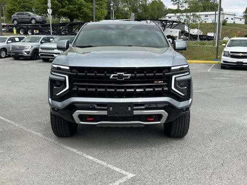 Used 2025 Chevrolet Tahoe Z71 w/ Comfort Package image 8