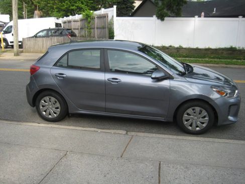 Used 2020 Kia Rio S FWD image 4
