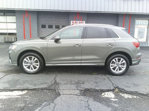 Used 2025 Audi Q3 2.0T Premium AWD/4WD image 12