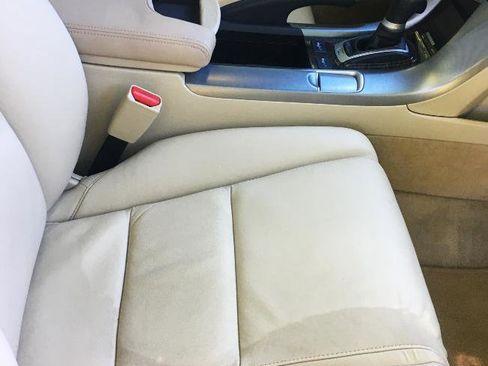 Used 2010 Acura TL FWD image 17