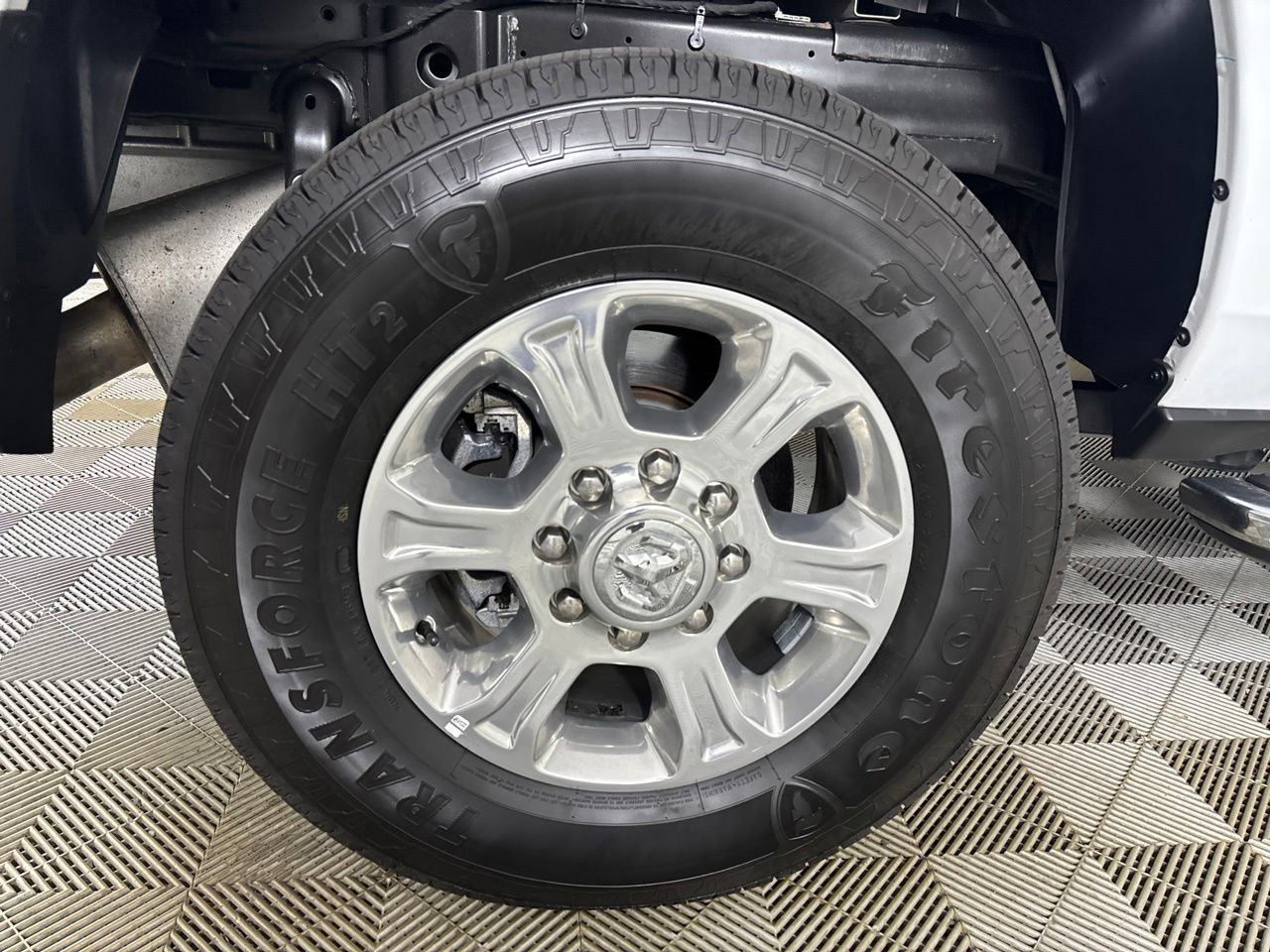 Used 2025 RAM 2500 Big Horn AWD/4WD image 33