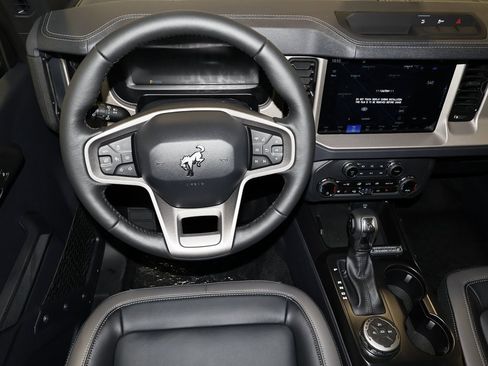 New 2025 Ford Bronco Outer Banks image 16