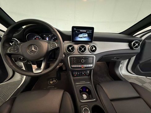 Used 2020 Mercedes-Benz GLA 250 4MATIC image 12