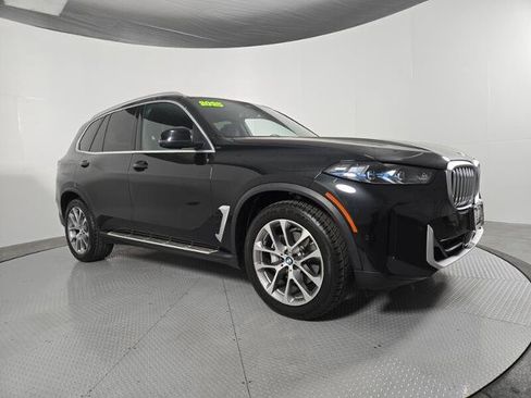 Used 2025 BMW X5 sDrive40i RWD image 2