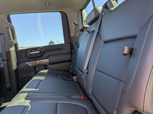 Used 2020 Chevrolet Silverado 2500 LTZ w/ LTZ Premium Package image 14