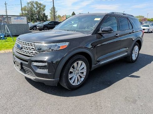 Used 2020 Ford Explorer Limited w/ Class III Trailer Tow Package AWD/4WD image 1