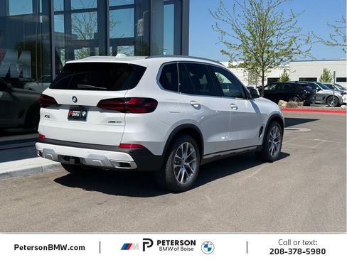 New 2026 BMW X5 xDrive40i AWD/4WD image 5