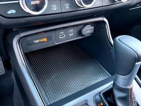 Used 2025 Honda CR-V Sport image 32