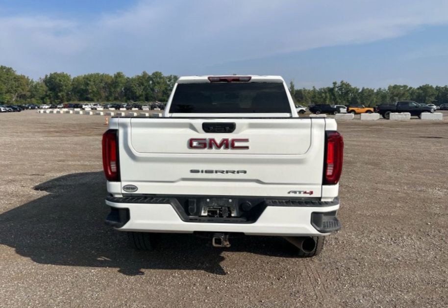 Used 2023 GMC Sierra 2500 AT4 w/ Gooseneck/5TH Wheel Package AWD/4WD image 6