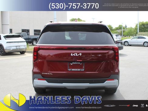 New 2026 Kia Carnival EX image 8