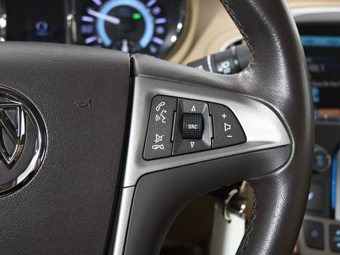 Used 2013 Buick LaCrosse Leather w/ Driver Confidence Package image 36