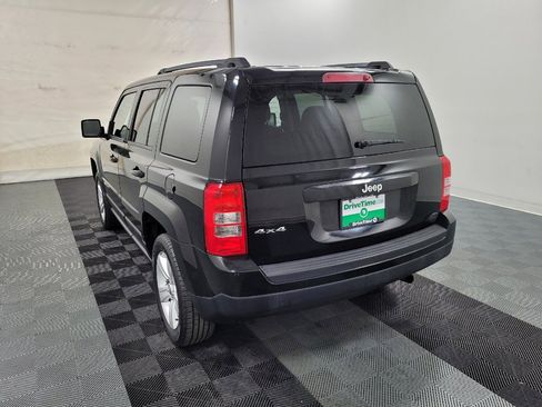 Used 2014 Jeep Patriot Sport w/ Power Value Group AWD/4WD image 5