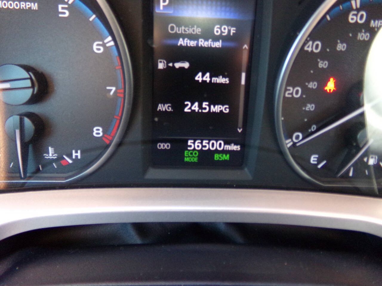 Used 2018 Toyota RAV4 XLE w/ Plus Extra Value Package AWD/4WD image 51