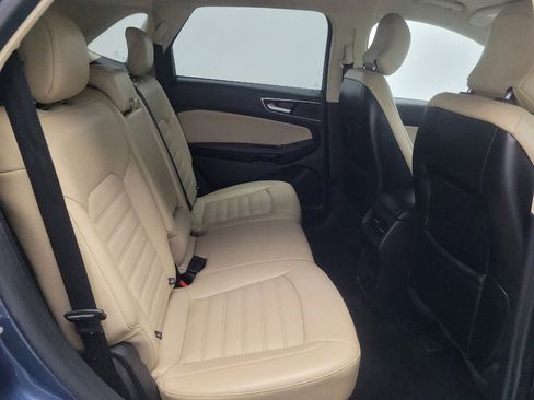 Used 2018 Ford Edge SEL w/ Equipment Group 201A FWD image 19