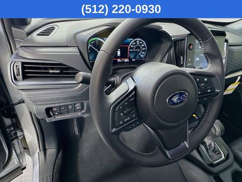 Certified 2025 Subaru Forester Limited image 12