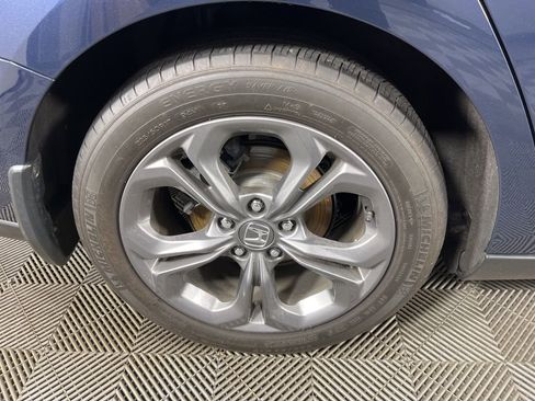 Used 2023 Honda Accord EX image 11