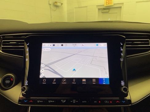 New 2025 Jeep Wagoneer Series II w/ Convenience Group I image 16