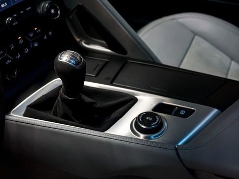 Used 2014 Chevrolet Corvette 2dr Z51 Coupe w/ 3LT Preferred Equipment Group image 17