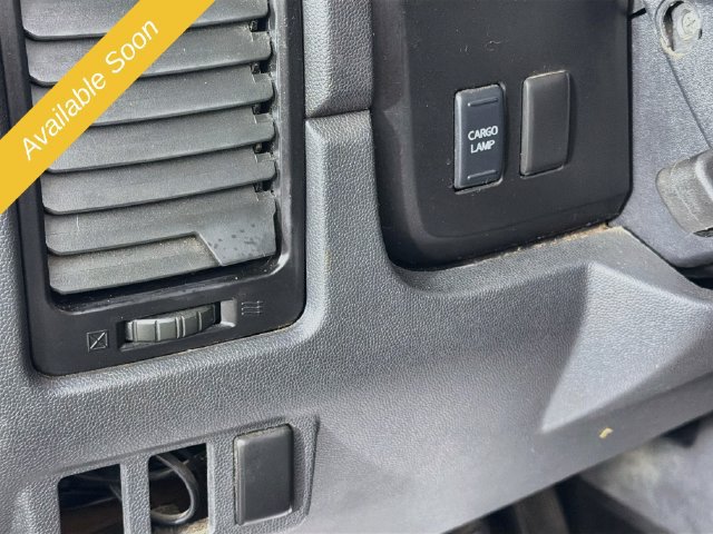 Used 2014 Nissan Titan SV AWD/4WD image 10