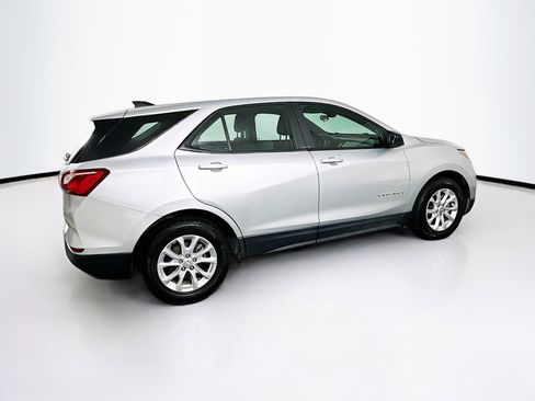 Used 2020 Chevrolet Equinox LS w/ LPO, Floor Liner Package FWD image 10