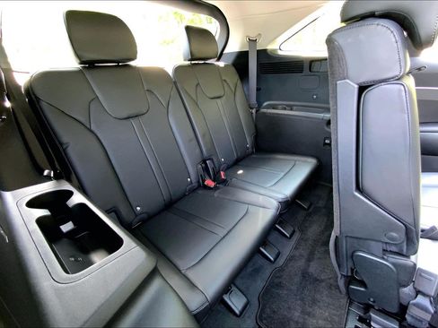 Used 2024 Kia Sorento S w/ Panoramic Sunroof Package AWD/4WD image 30