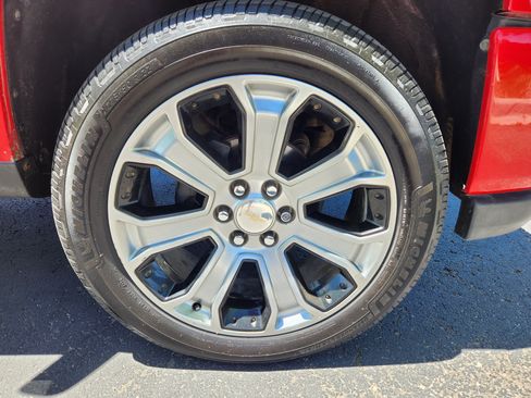 Used 2018 Chevrolet Silverado 1500 LT w/ All Star Edition AWD/4WD image 20