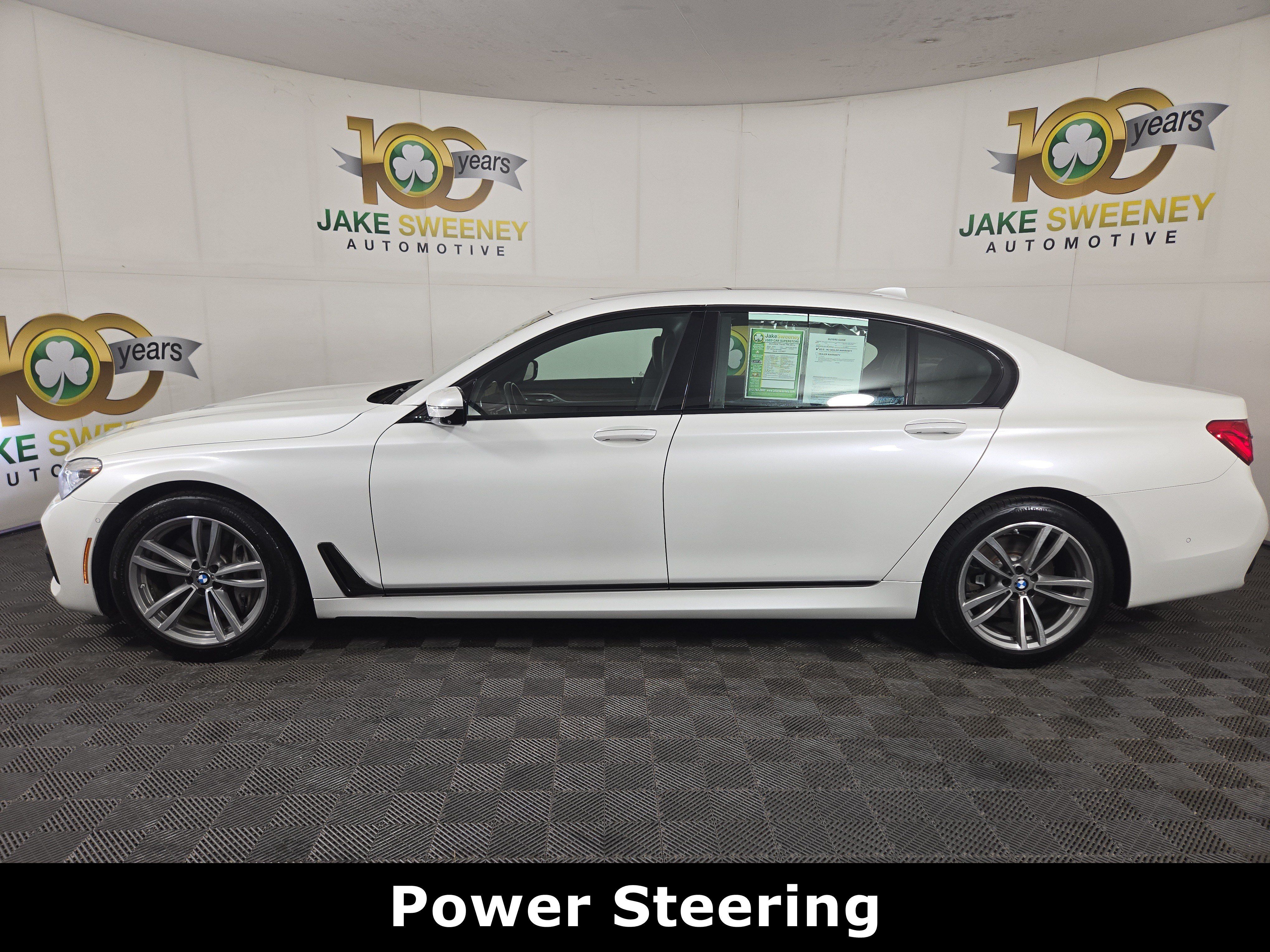 Used 2018 BMW 750i xDrive AWD/4WD image 4