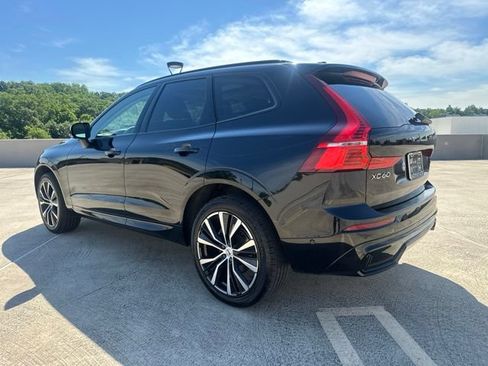 Certified 2024 Volvo XC60 B5 Plus w/ Climate Package AWD/4WD image 6