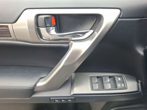 Used 2023 Lexus GX 460 Premium image 13