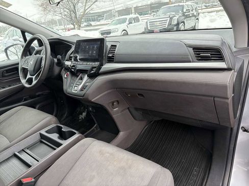 Certified 2019 Honda Odyssey EX image 16