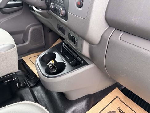 Used 2019 Nissan NV 1500 S RWD image 33